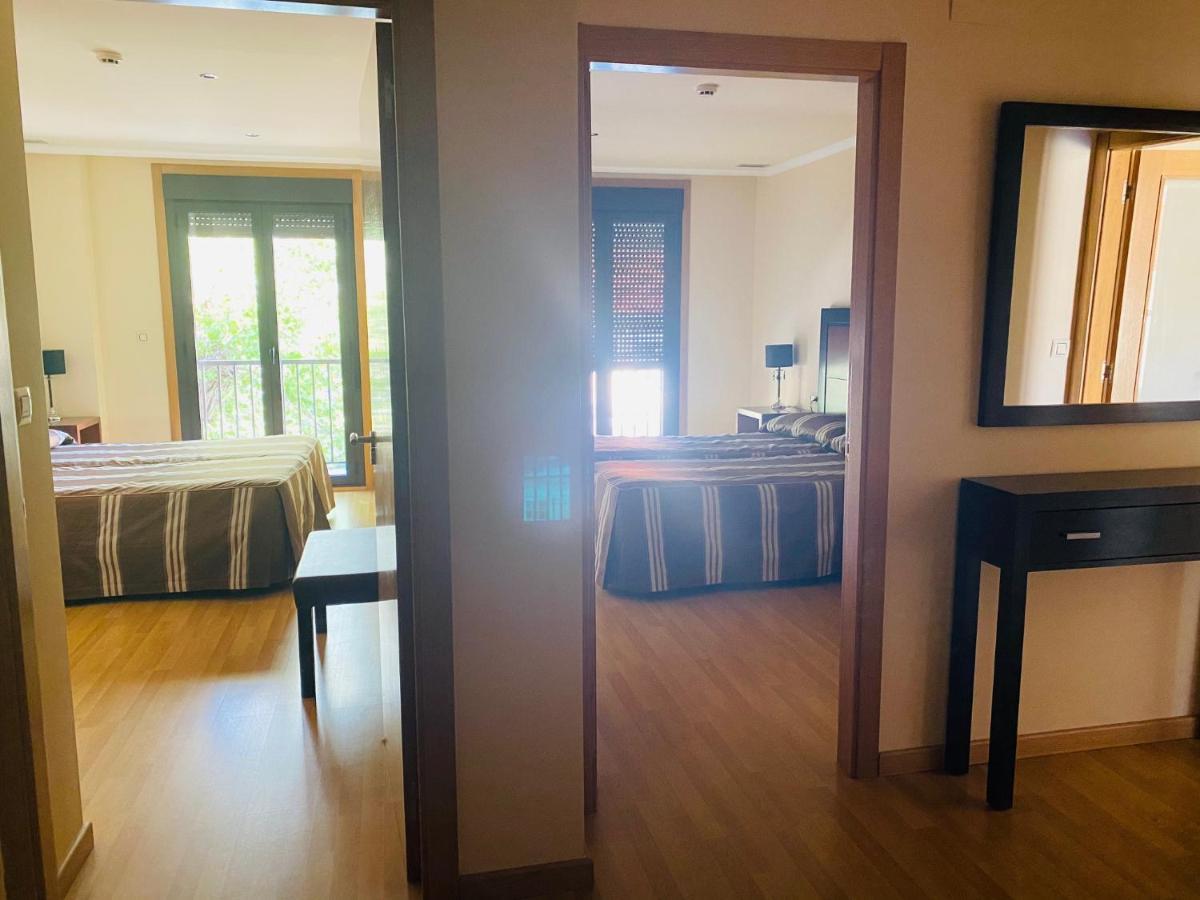 Hotel Av Apartamentos 洛维奥斯 外观 照片